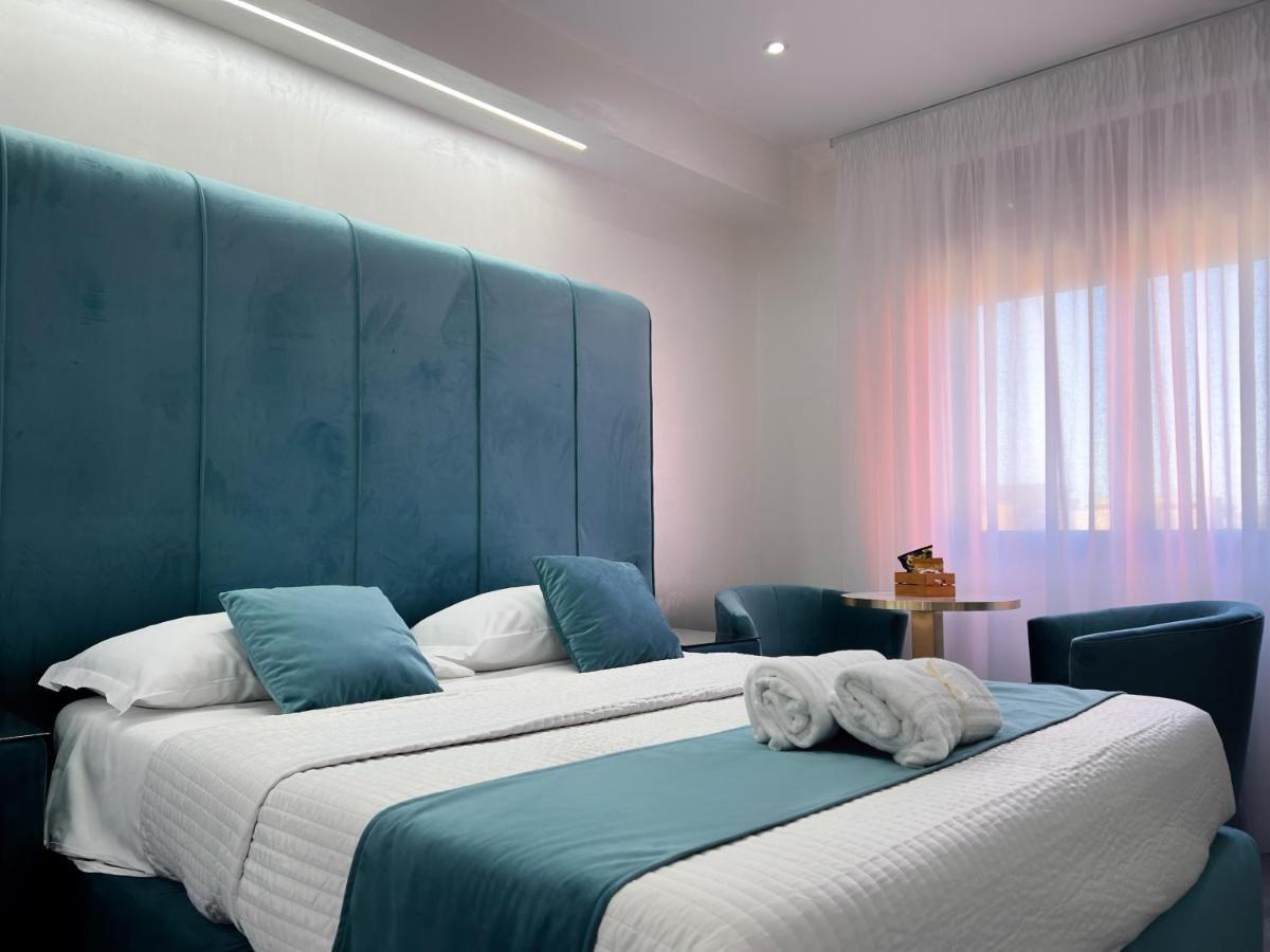 לאגו פטרייה Hotel Paradiso מראה חיצוני תמונה