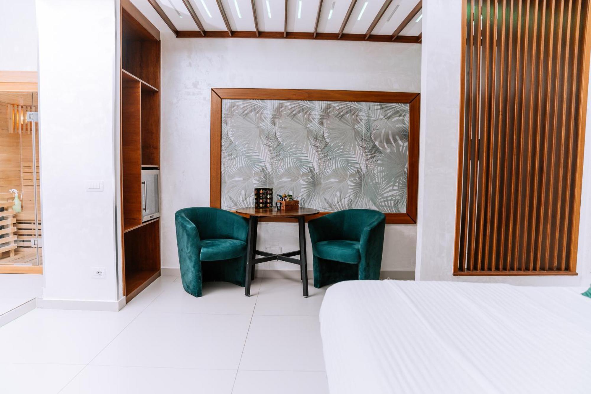 לאגו פטרייה Hotel Paradiso מראה חיצוני תמונה